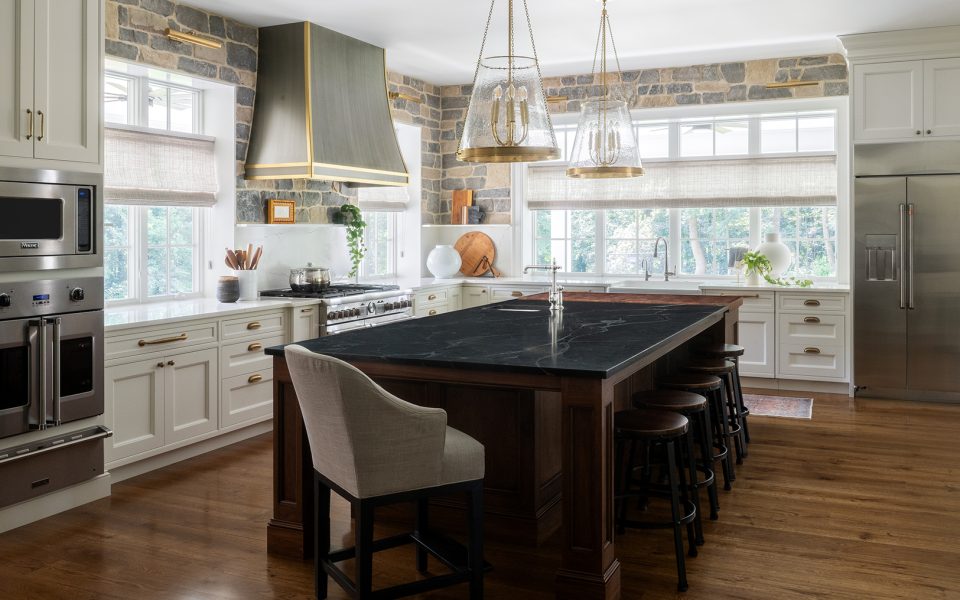 A private residence in Denver, PA.  Design by Studio K Interior Design and Jim Martin Design.  Cabinetry by Premier Custom Built Cabinetry.  For use by Studio K Interior Design, Jim Martin Design and Premier Custom Built Cabinetry only.

Photos by:  Rebecca McAlpin